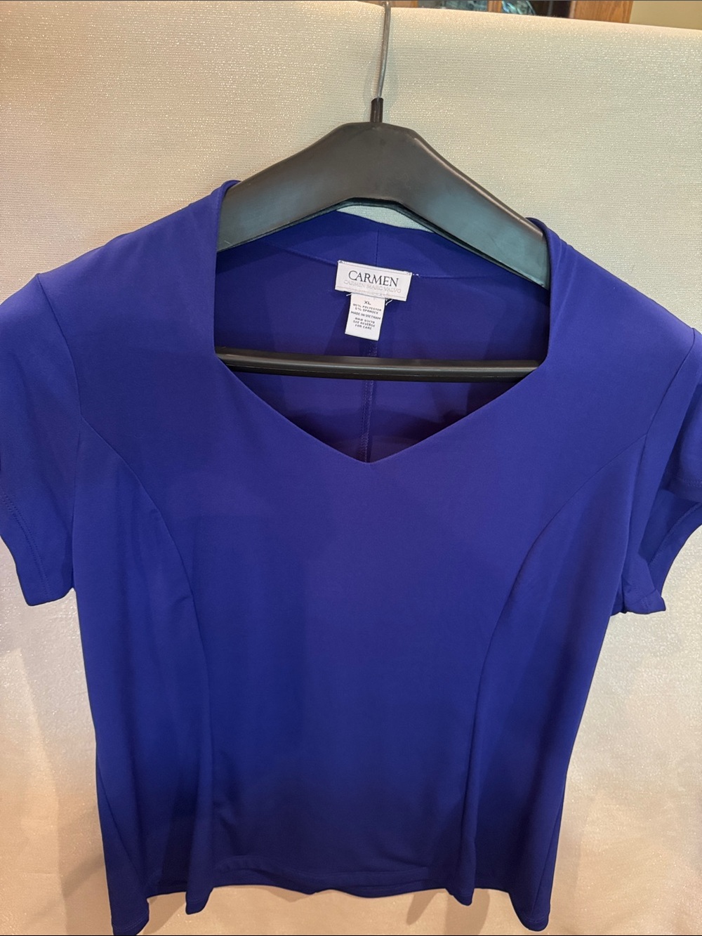 Carmen Marc Valvo Deep Blue Short Sleeve V-Neck Top